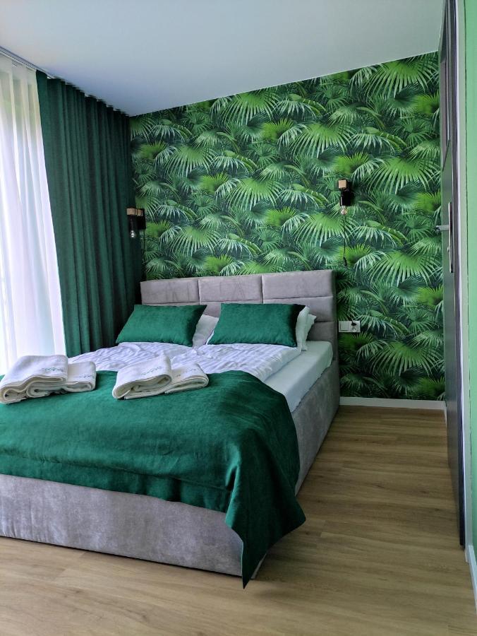 Trzy Male Drzewka Apartment Wielka Wies  Exterior photo